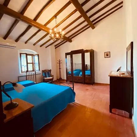 Alloggio per agriturismo “sterrati” Valpiana (Grosseto)